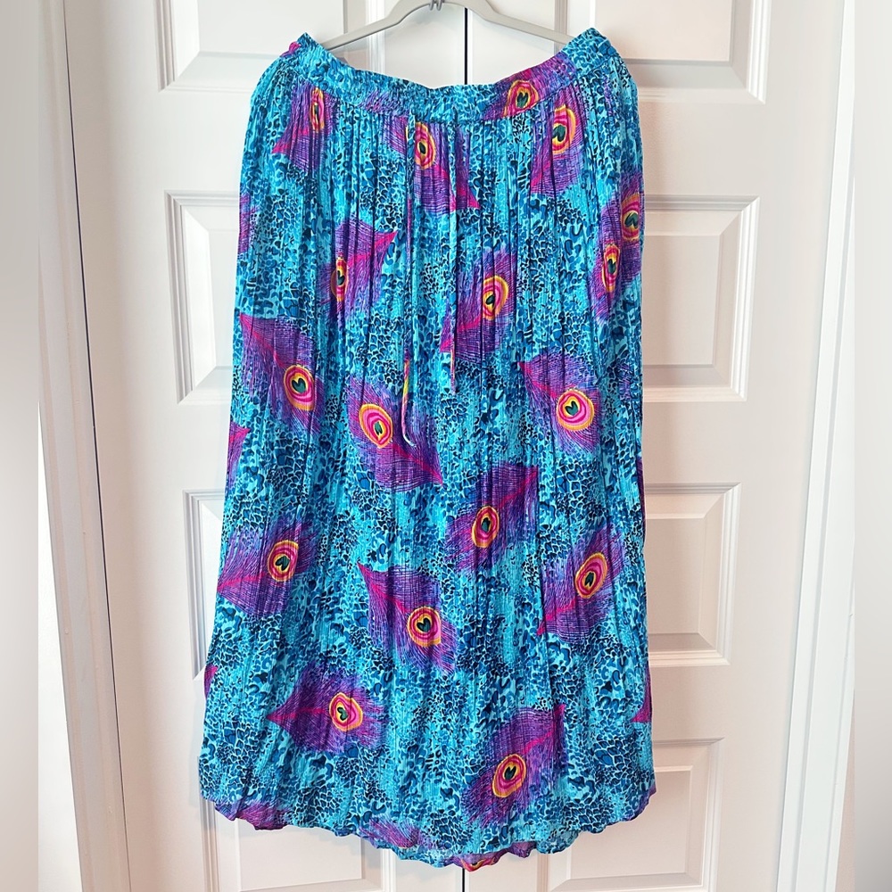Vintage Peacock printed maxi crepe skirt